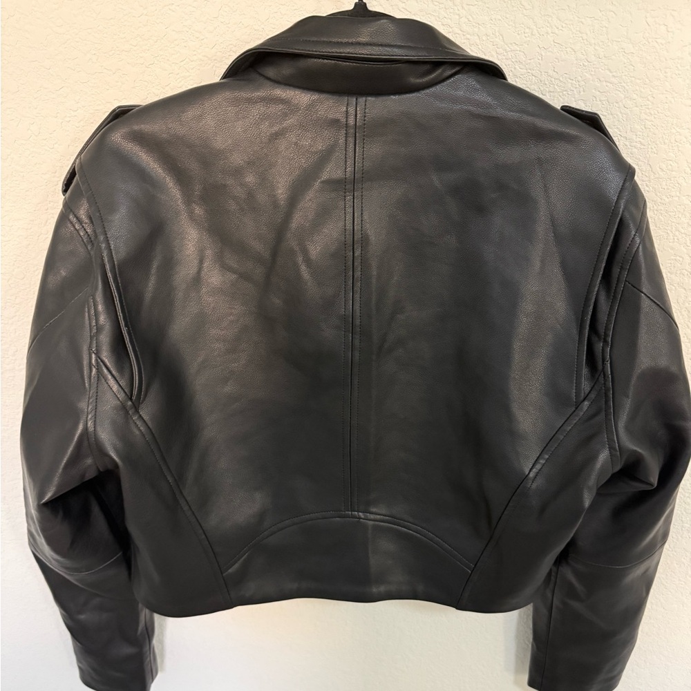 BLANKNYC High Standard Vegan Faux-Leather Crop Moto Jacket Black Size S Small - Picture 9 of 10